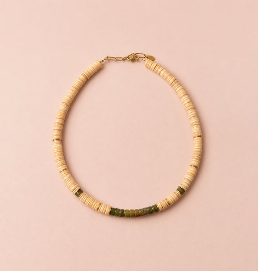 collier court Anouck pierres Unakite et coquillages en plaqué or pour femme 